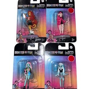 Brand new monster high 4pc action figures collectible